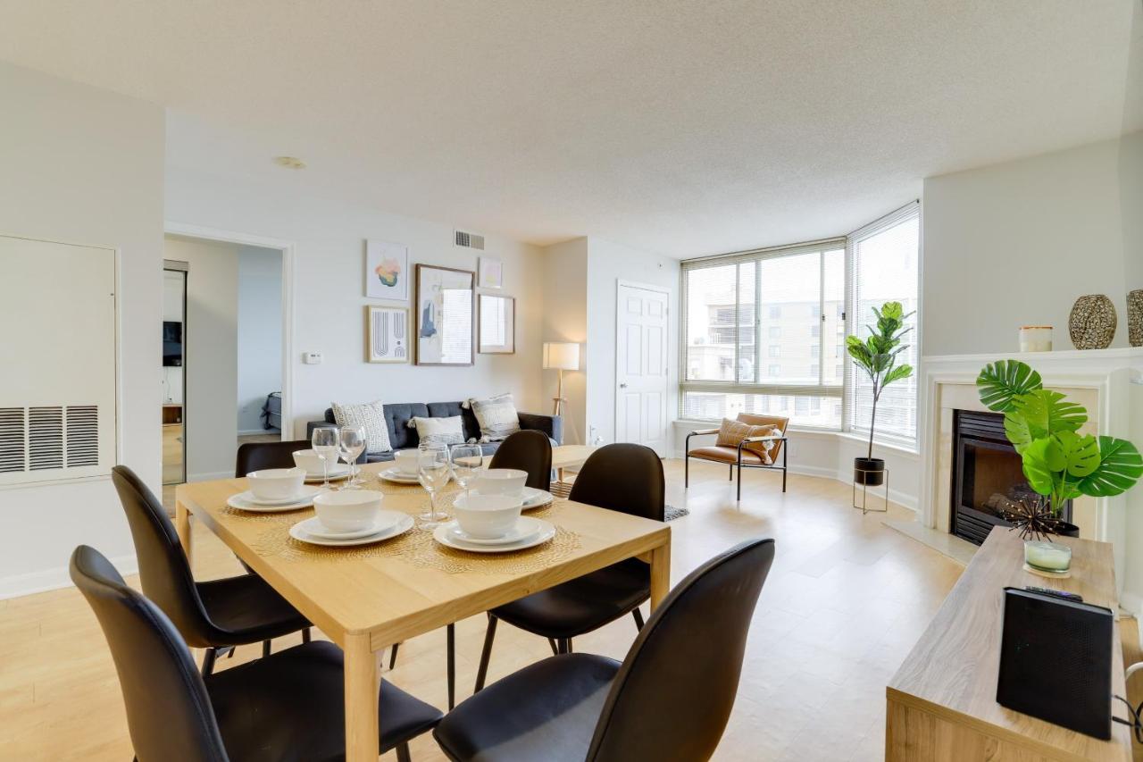 Elegant And Charming Condo At Ballston With Pool Arlington Exterior photo