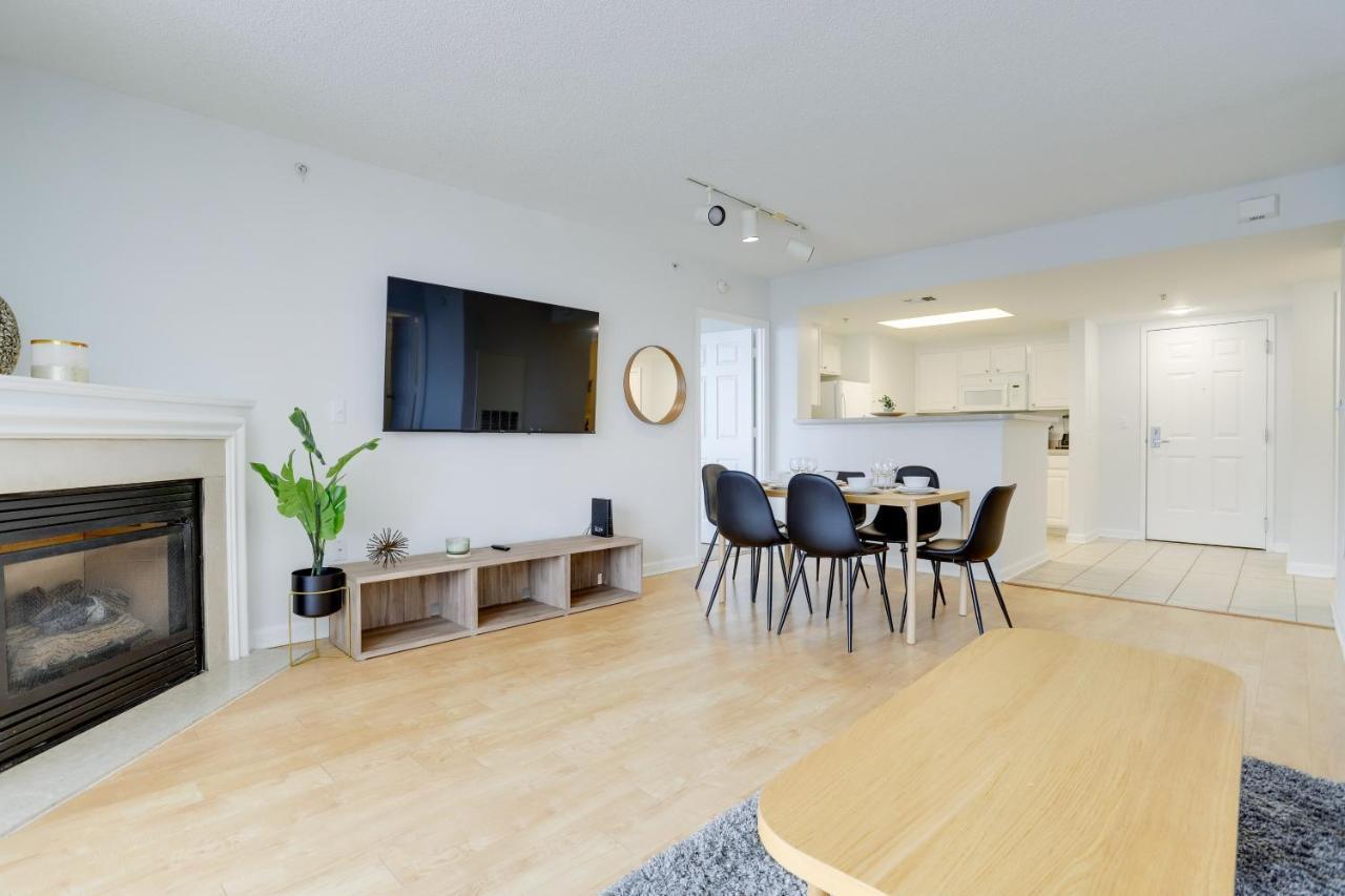 Elegant And Charming Condo At Ballston With Pool Arlington Exterior photo